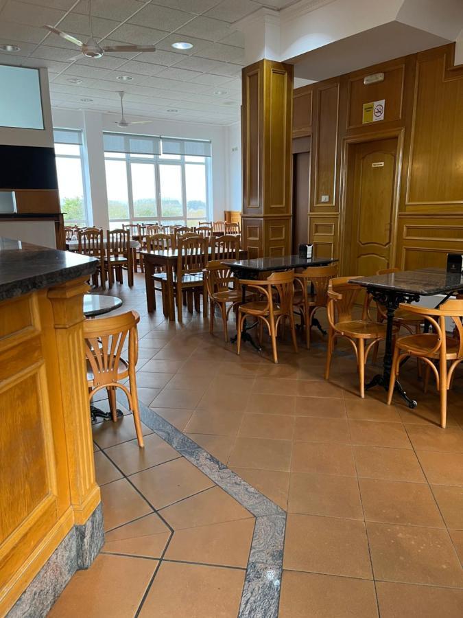 Arenas Palas Palas de Rei Ngoại thất bức ảnh